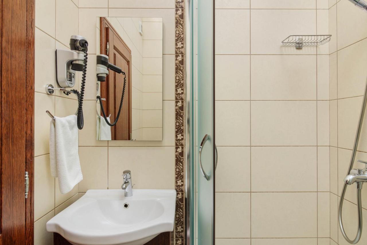 Apartments Djuranovic Котор Екстер'єр фото