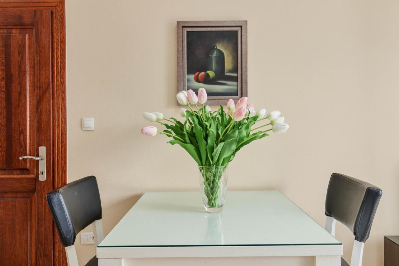 Apartments Djuranovic Котор Екстер'єр фото